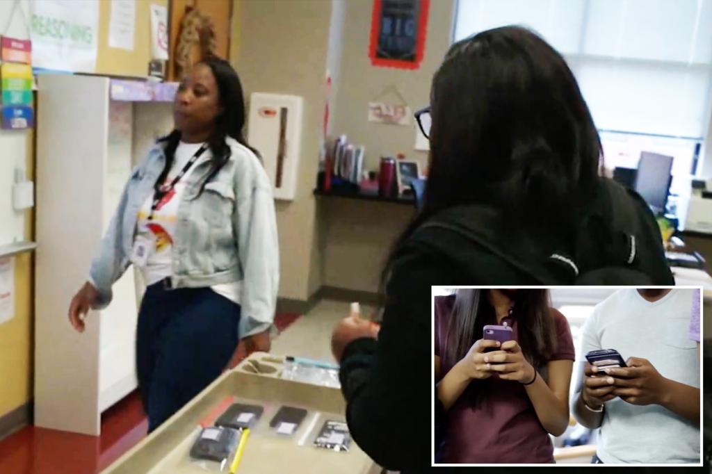 NYC students head back to school with new cellphone ban in effect